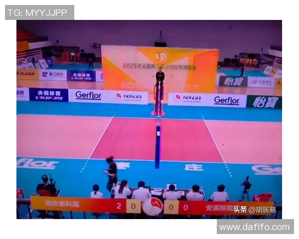 南京排球队在世锦赛积分榜上以82分稳居第一名展现强劲实力